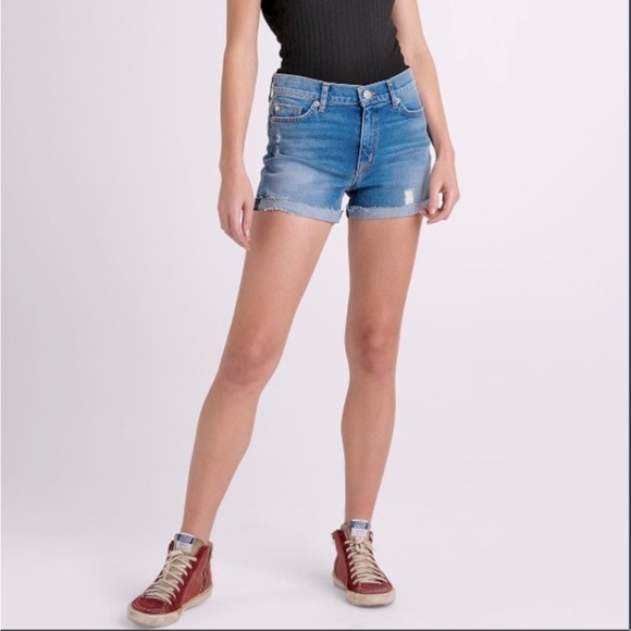 Hudson Jeans Denim - NWOT Hudson Women’s Valeri Cut Off Mid-rise cuffed jean shorts | Size 27